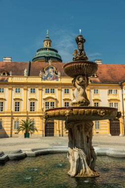 Melk Abbey bir Avusturya Benedikt manastırı ve dünyanın en ünlü manastır alanlarından biridir.