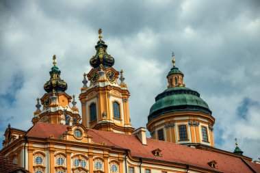 Melk Abbey bir Avusturya Benedikt manastırı ve dünyanın en ünlü manastır alanlarından biridir.