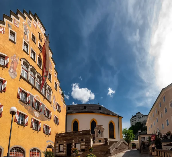 Avusturya Nın Tyrol Kentindeki Ana Meydandaki Kufstein Belediye Binası — Stok fotoğraf