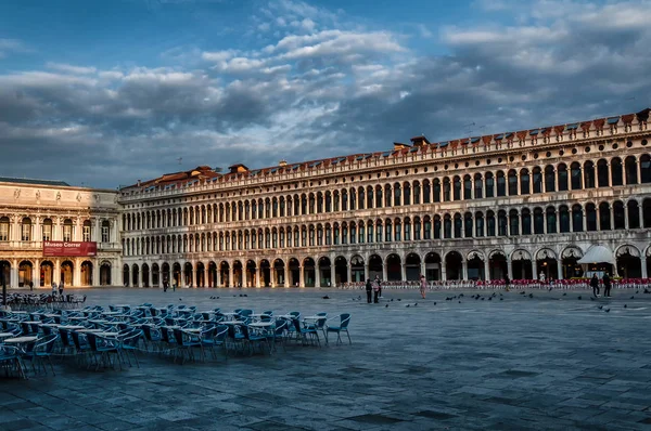 Piazza San Marco Napkeltekor Velence Szívében — Stock Fotó