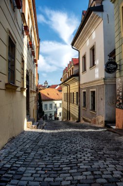 Dar sokaklar ve şehir merkezi Bratislava manzarası