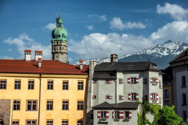 Herzog-Friedrich caddesindeki Ottoburg restoranının eski Innsbruck - Avusturya