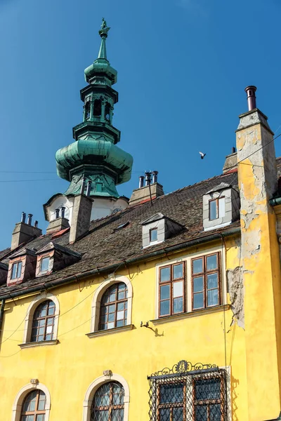 Straßen Und Fassaden Aus Der Altstadt Bratislava Slowakei — Stockfoto