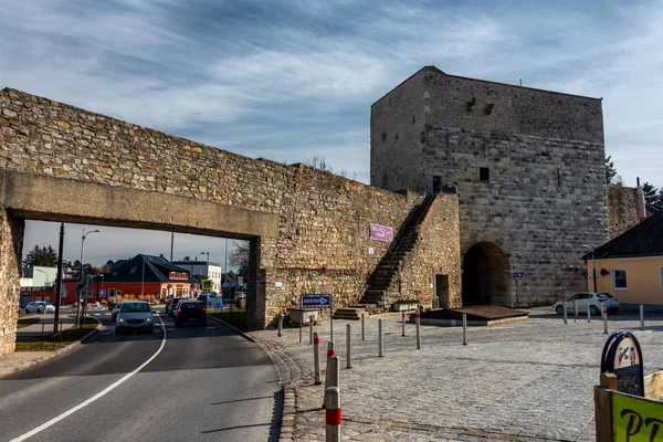 Угорські Ворота Ungartor Середньовічного Міста Hainburg Der Donau Місто Знаходиться — стокове фото