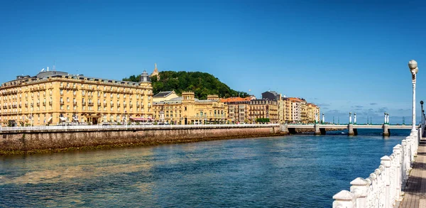 Puente Zurriola Sobre Río Urumea San Sebastián País Vasco España — Foto de Stock