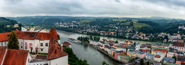 Ιστορικό Passau Παλιά Πόλη Βρίσκεται Μεταξύ Των Ποταμών Δούναβη Και — Φωτογραφία Αρχείου