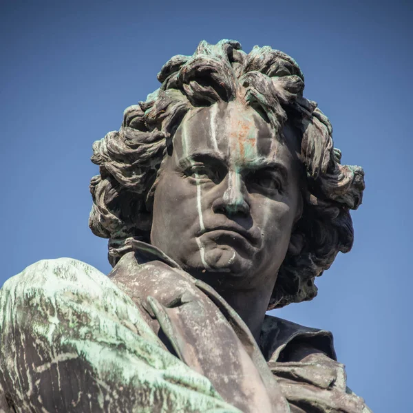 Скульптура Людвига Ван Бетховена Вене — стоковое фото