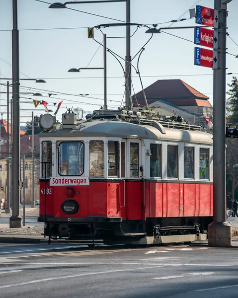 Vintage Vienna Tramway Nadal Używany Dla Turystów Imprez — Zdjęcie stockowe