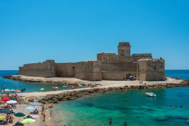Castello Aragonese di Le Castella sahilinde Le Castella, Calibria, İtalya