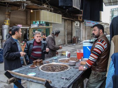 Kuzey Irak 'taki Sulaimaniyya Çarşısında Sokak Hayatı