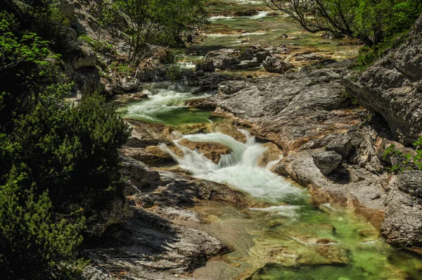 春天Oetscher国家公园的瀑布和瀑布 — 图库照片
