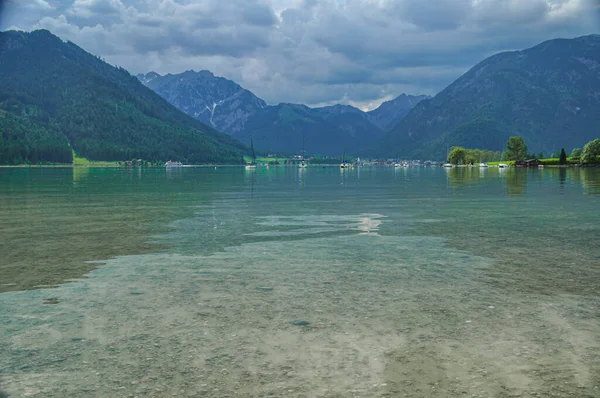 Achenseeの印象 アヘン湖 オーストリアのチロルにあるアルプスの山々 — ストック写真