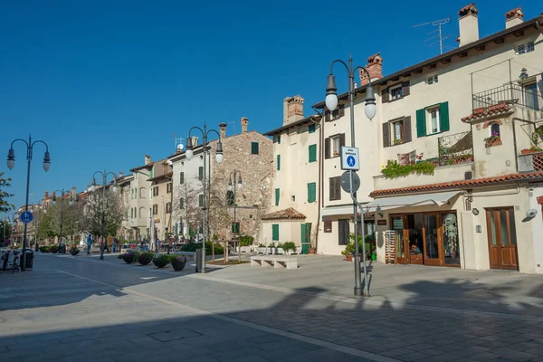 Empty Pedestrian Area Sunny November Day Grado Italy — Stock Photo, Image