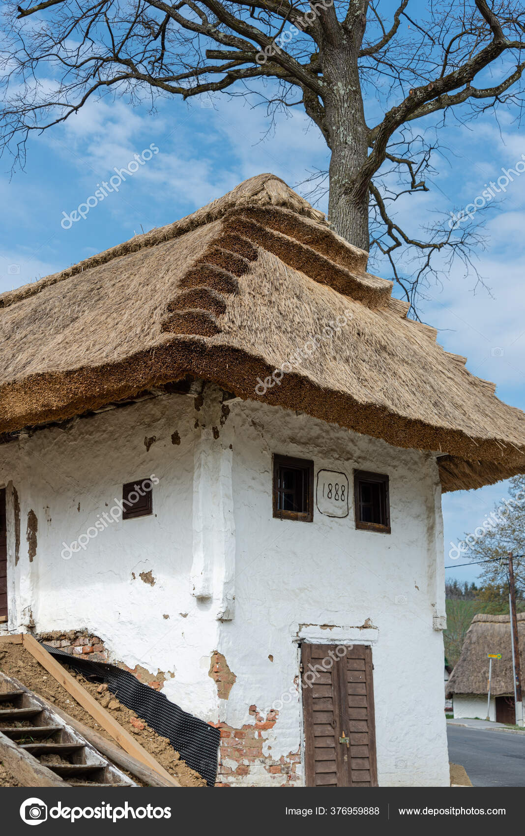 Thatched Roof Wine Press House Heiligenbrunn Burgenland Austria Stock