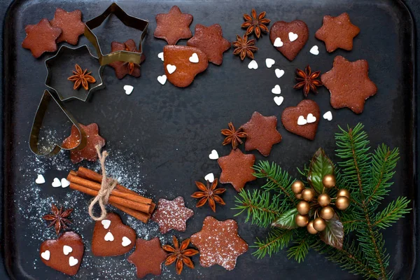 Sfondo di Natale con biscotti di pan di zenzero — Foto Stock