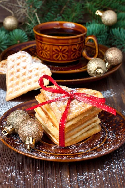 Christmas time sammansättning med kaffe och kakor — Stockfoto