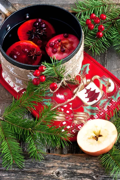 Vánoční svařené červené víno — Stock fotografie