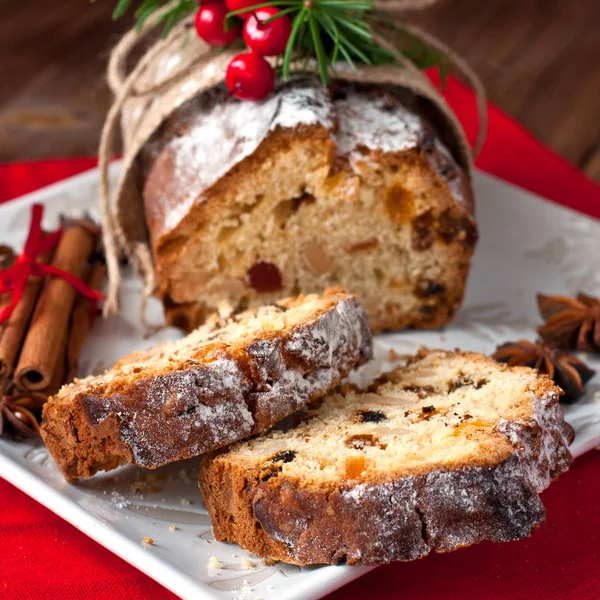 Gâteau traditionnel de Noël — Photo