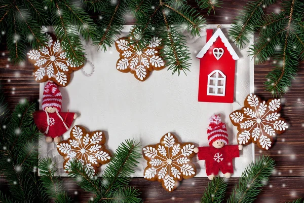 Biscotti di pan di zenzero di Natale e decorazione — Foto Stock