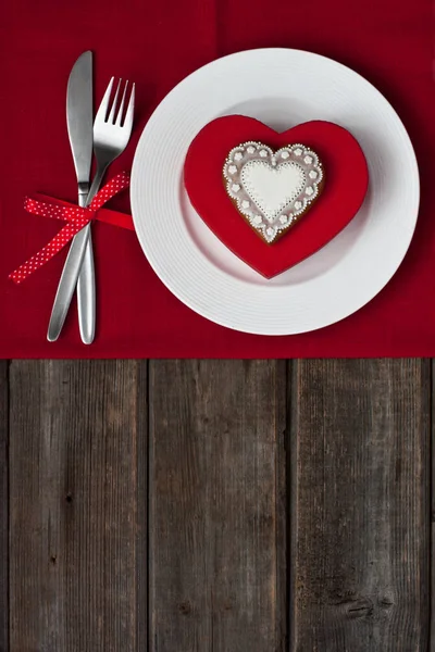 Biscotti a forma di cuore con confezione regalo — Foto Stock