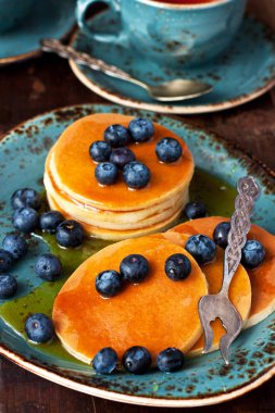 taze çilek ile Pancakes 