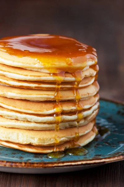 Pancakes with  syrup — Stock Photo, Image
