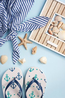 Natürmort yaz aksesuarları ile