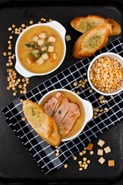Bonen Vegetarische Soep Met Spekjes Croutons — Stockfoto