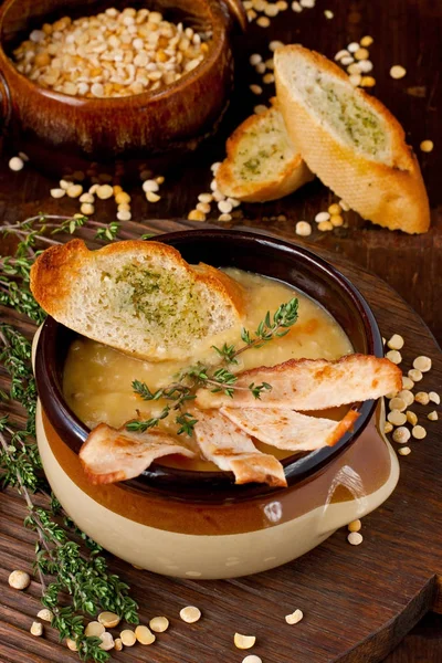 Frijoles Sopa Vegetariana Con Tocino Croutons —  Fotos de Stock