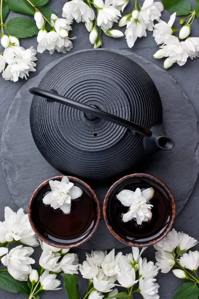 Ασιατικές Πράσινο Τσάι Μικρό Δοχείο Και Κύπελλα — Φωτογραφία Αρχείου