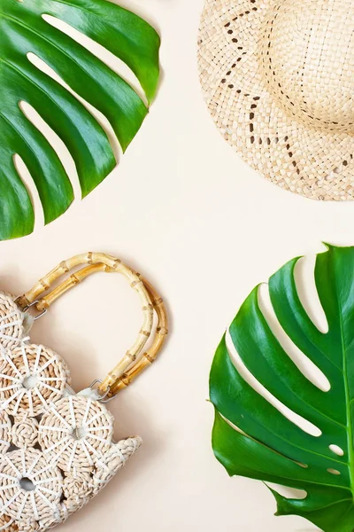 Fond de style tropical avec accessoires — Photo