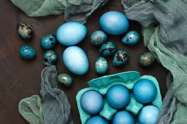 Renkli Paskalya yumurtaları