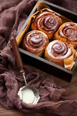 Tarçınlı çörek ya da tarçınlı, ev yapımı tatlı geleneksel tatlı. 