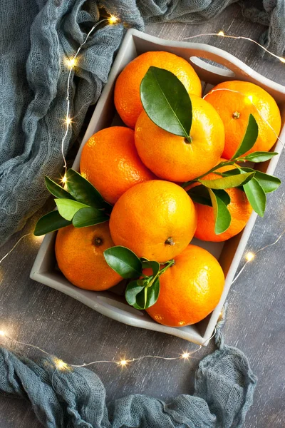 Christmas Fruits Wooden Tray Top View Tangerines Leaves Wooden Table — Stock Photo, Image