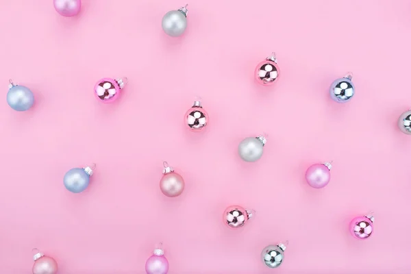 Stylish Christmas baubles decoration on pink background. — Stock Photo, Image