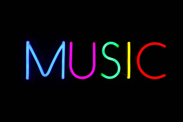 Panneau de musique multicolore sur fond noir isolé . — Photo