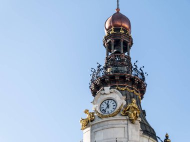 Madrid, İspanya. Jan 2020: Banco Espanol de Credito veya Palacio de la Equitativa modern binasının cephesi