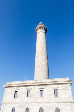 Cabo De Palos, Murcia, İspanya - Ocak 2020: Faro de Cabo deniz feneri manzarası