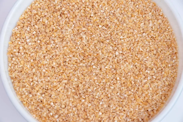 Bulgur Daliya Tálban Bulgur Búza Szemek Nyers Gabonaeledel Szárított Repedt — Stock Fotó