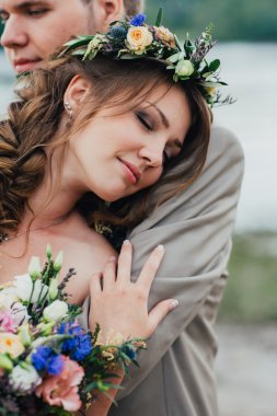 Gelin ve damat yakın çekim portresi