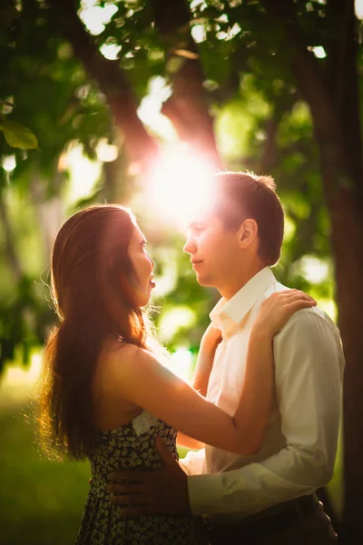 Black and white photo beautiful young couple in the park — Stock Photo, Image