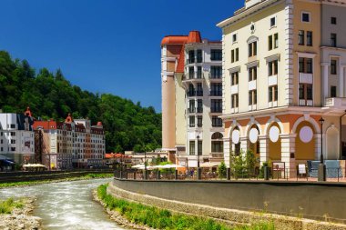 Dağlarda rahat otel.