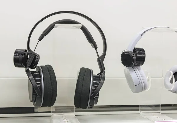 Headphones for the equipment in the storefront. — Stock Photo, Image