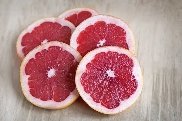 Sliced fruit grapefruit closeup. — Stock Photo, Image