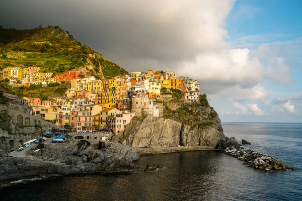 Vista de la ciudad de Manarola —  Fotos de Stock