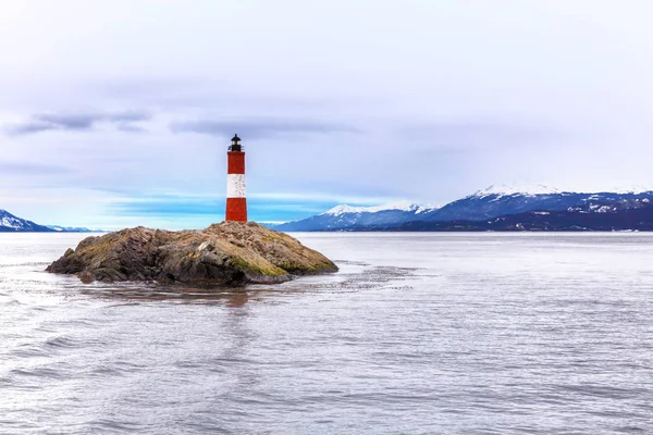 Beagle kanalı Ushuaia, Tierra del Fuego içinde deniz feneri Les Eclaireurs