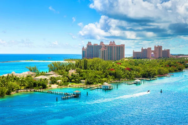 Bahamas tropisk strand landskap på Nassau, Västindien. Stockbild