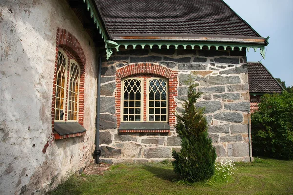 Foglo kyrka Aland Adaları