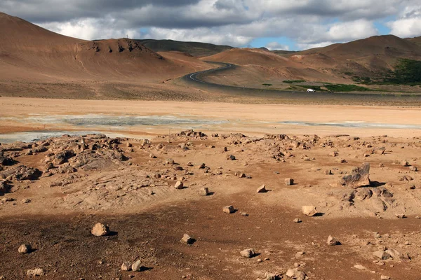 İzlanda'daki kaplıcaları Namafjall