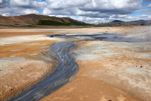 Aguas termales Namafjall en Islandia —  Fotos de Stock